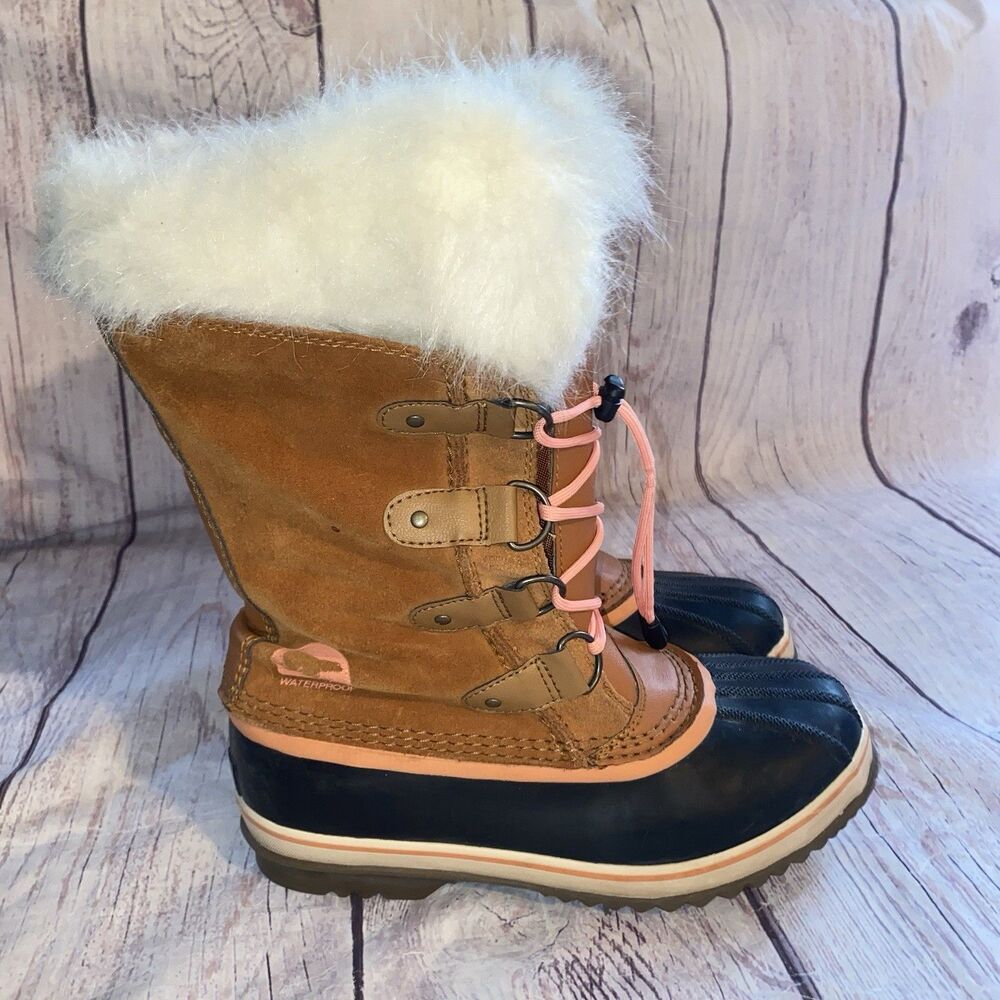 Sorel Youth Joan of Arctic Waterproof Winter Snow Boots Tan Size 6 NY1858-273